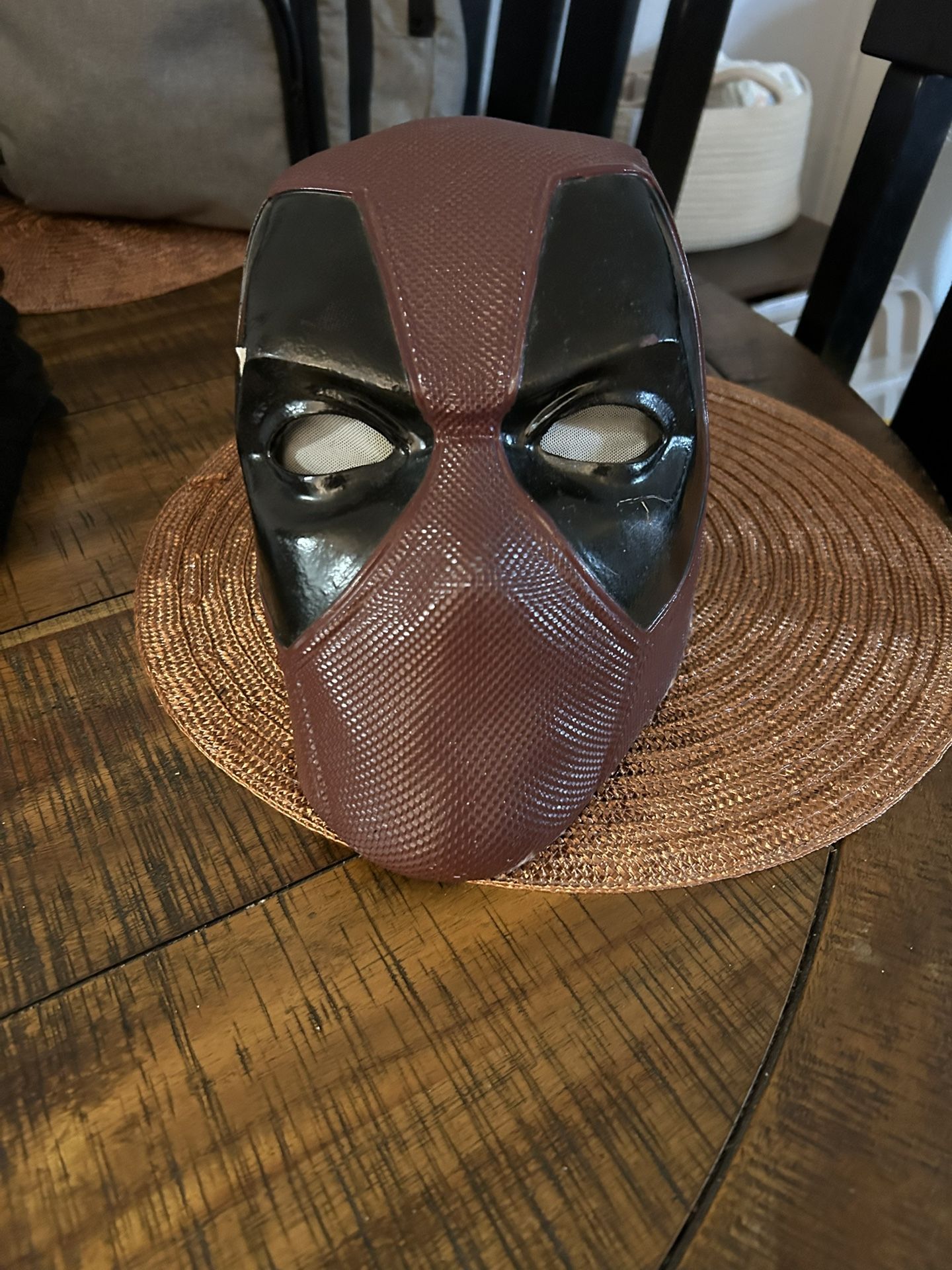 Deadpool Mask/Helmet (Hard Material)