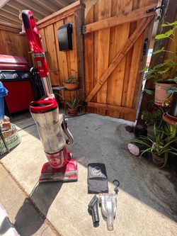 Hoover High Performance Swivel Vacuum + Attachments (Works, Needs Minor TLC)