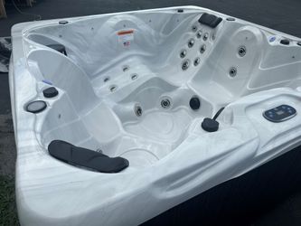 Dr. Wellness Tranquility G6 Spa (NC06)