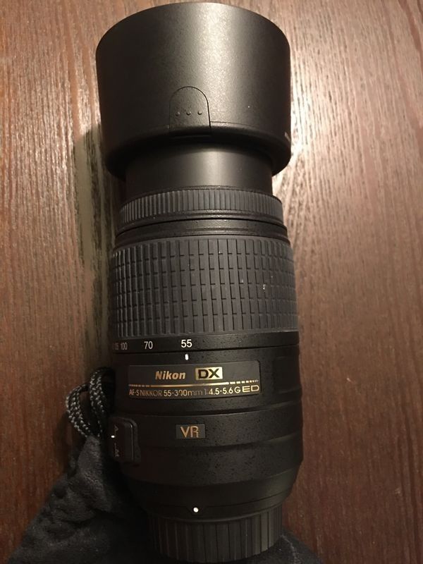 Nikon AF-S DX NIKKOR 55-300mm f/4.5-5.6G ED VR lens