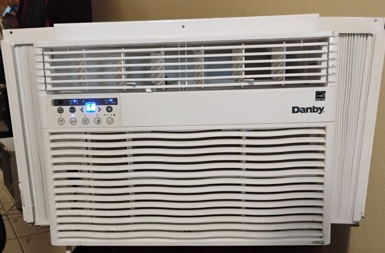 Window AC Unit