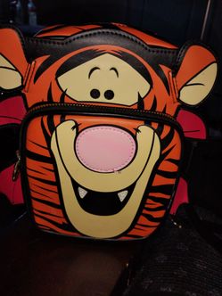 Disney tigger loungefly like new used once $10