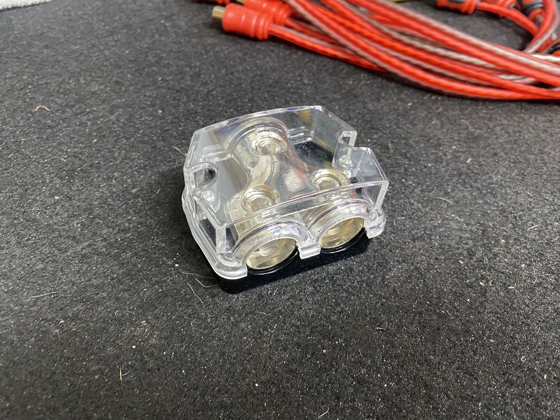 New 0 Gauge Distribution Block 1 x 0 In / 2 x 0 Out $15 Each