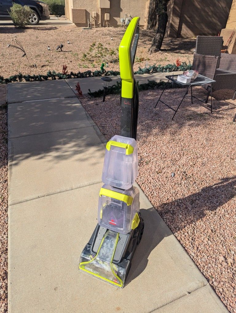 Bissell Carpet Cleaner 