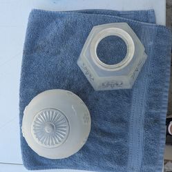 Set of two vintage Glass lampshades (Lot 3)