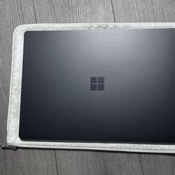 Microsoft Surface Laptop i7 1tb Storage 32gb Ram (2020 Edition)