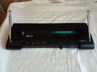 SHURE T4V DIVERSITY RECEIVER FOR MICROPHONO WIRELESS