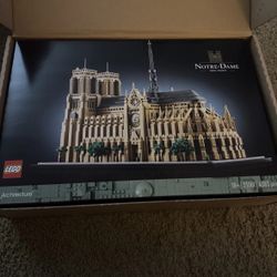 LEGO Architecture 21061 Notre-Dame Paris, France Brand New Sealed