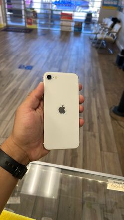 iPhone SE UNLOCKED 64GB