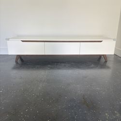 Tv Stand console Rove Concepts