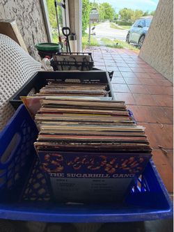 Vinyl lot 150 with bin!