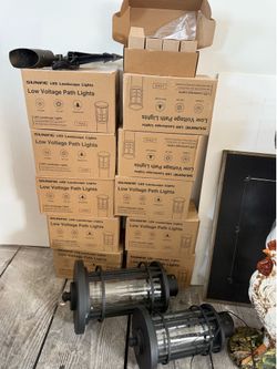 Sunvie LED landscape lights. Unopened box