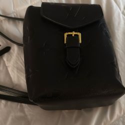 Kristen Louis Vuitton Cute Backpack. I’m Not To Fit Her Cell Phone And Lipstick In A Sweet Bottle Of Perfume.