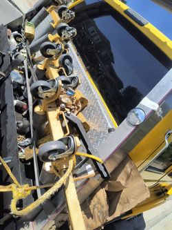 Heavy Duty Yellow Caster Wheel Rail Assembly