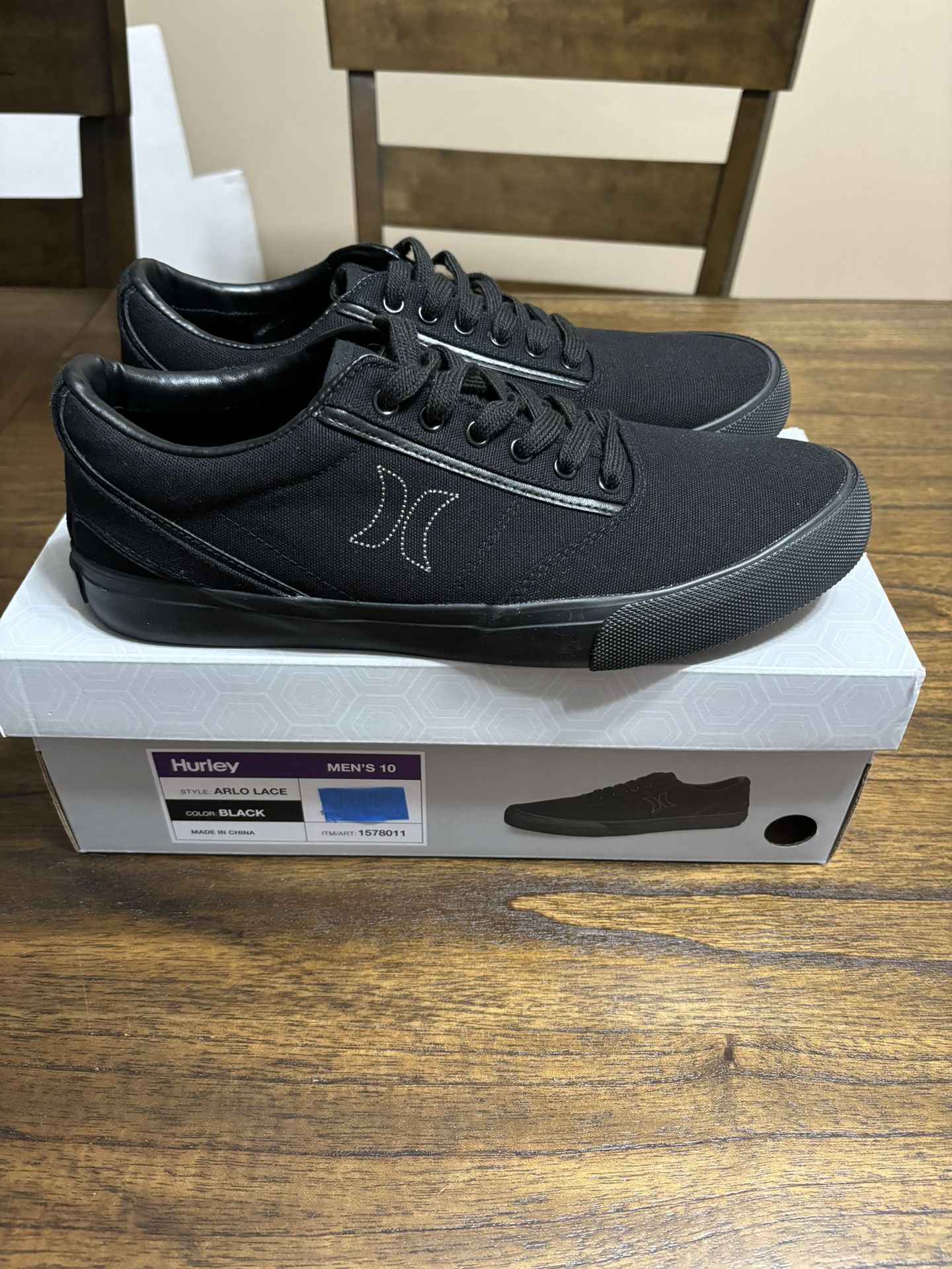 Mens Hurley Shoes Size 10
