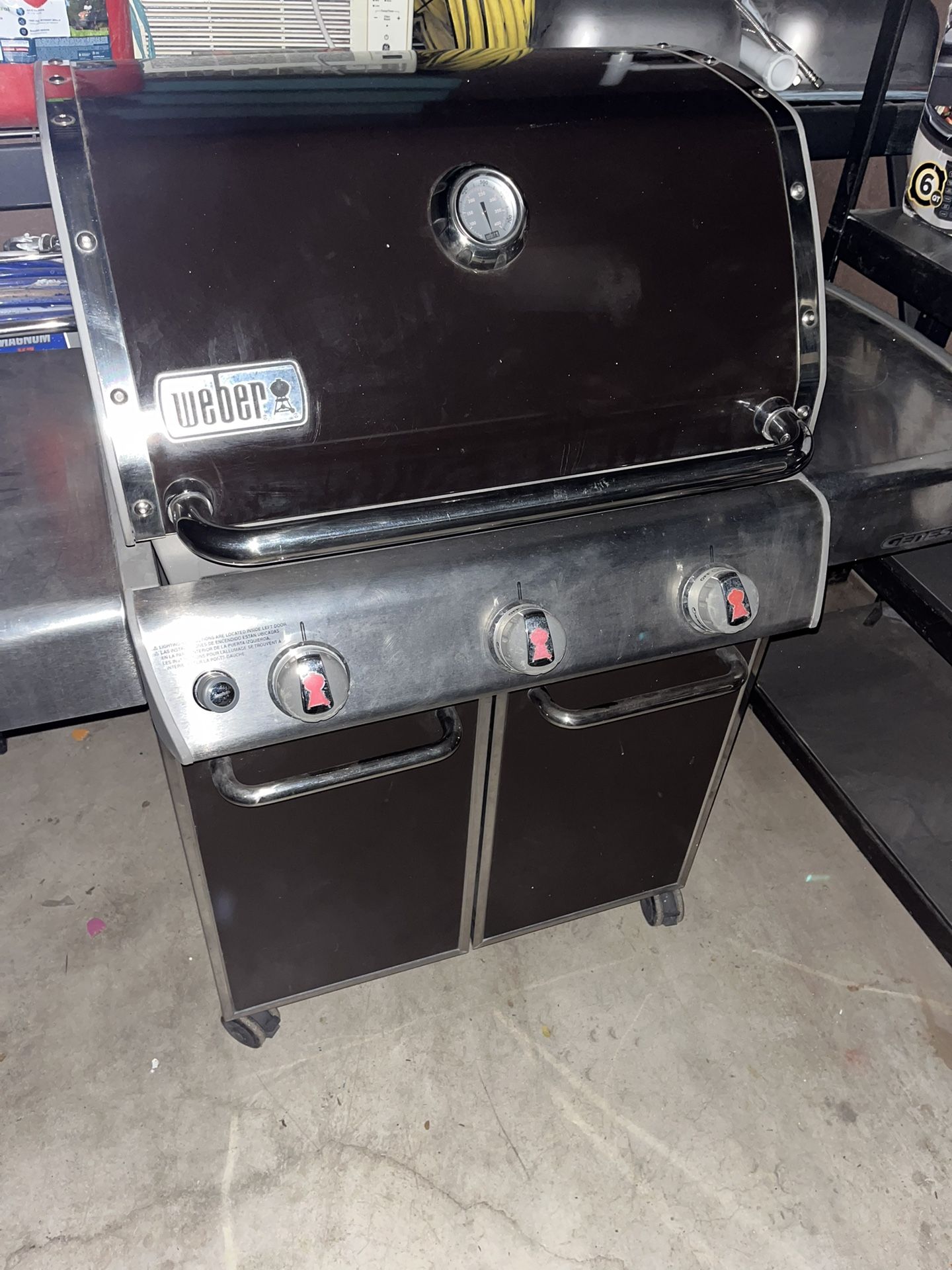 Weber Genesis BBQ Grill Propane 3 Burners LP (Brown)