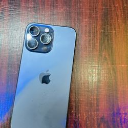 15 Pro Max in mint condition 