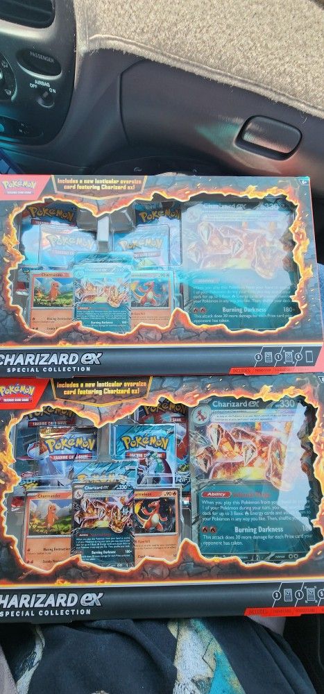 Charizard Special collection/ Mewtwo Box