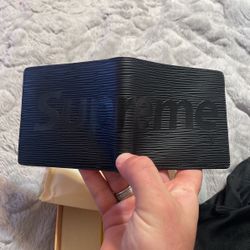 LV Supreme Wallet (Men's)