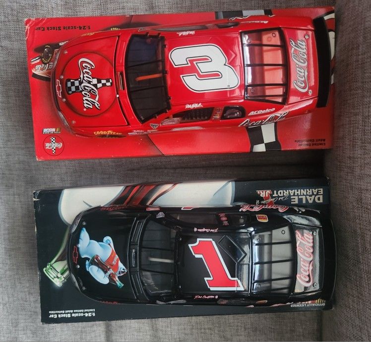 2 1:24 scale Dale Earnhardt Sr/Jr Coca Cola NASCAR Diecast Race Car Set
