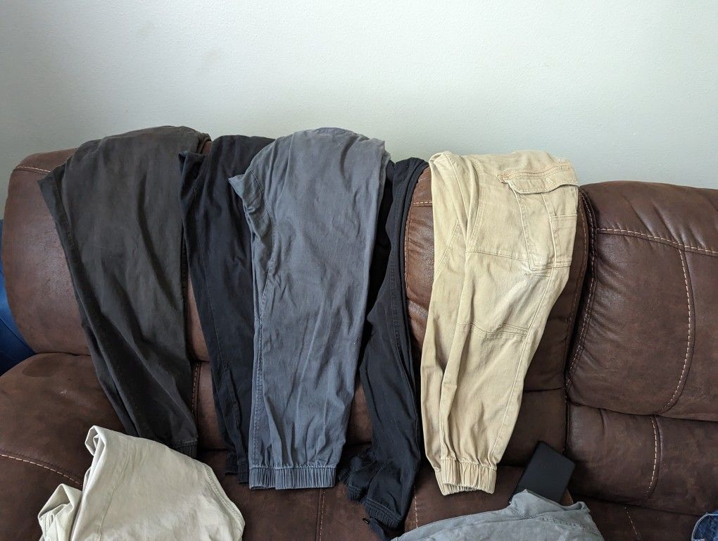 Men Pants  And Joggers Size M