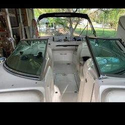 2002 Chaparral Sunesta W Trailer