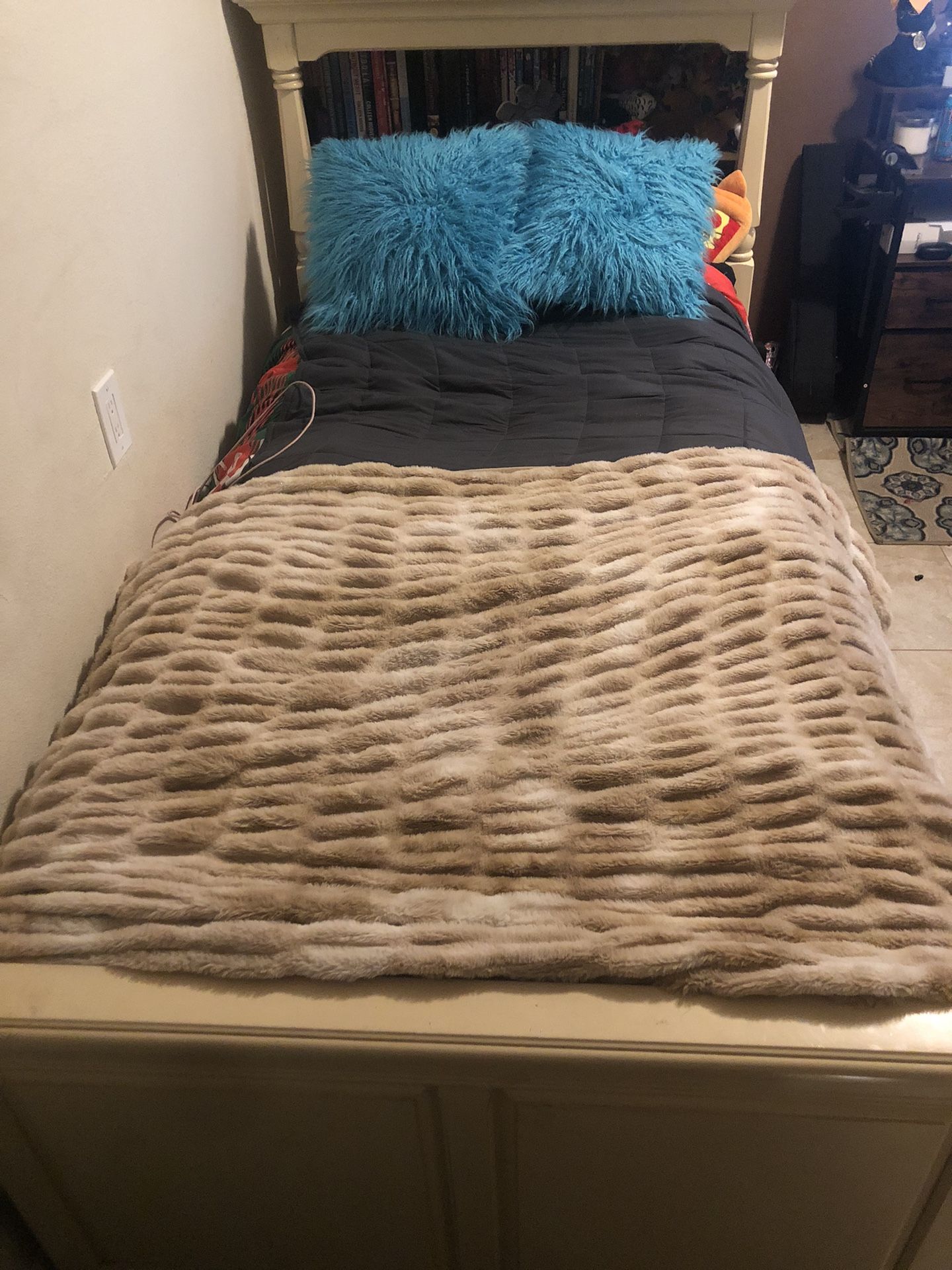 Single Twin Bed Furniture Set