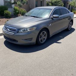 2011 Ford Taurus