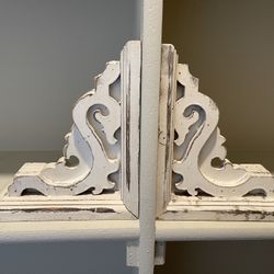Wooden Cottage Country Style Bookends