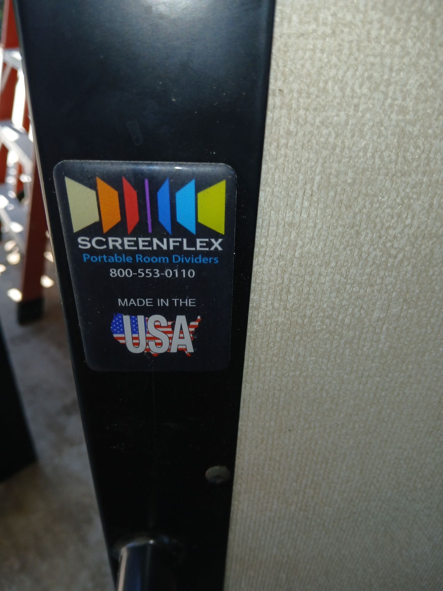 Portable room Divider - SCREENFLEX