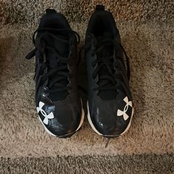 Under Armour Youth Football Cleats