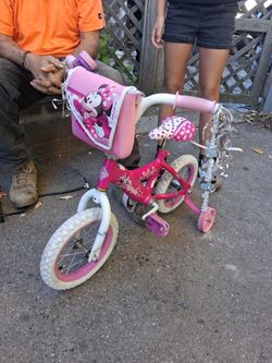 12.5 inch Mini Mouse Huffy Bike