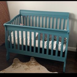 Crib And Mattress 