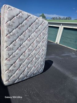 Queen Mattress $80 cash