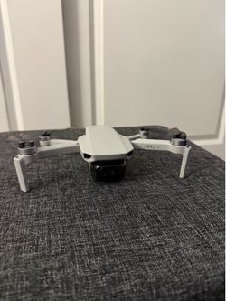 DJI Mini 2 SE Fly More Combo – Low Flight Hours – Excellent Condition