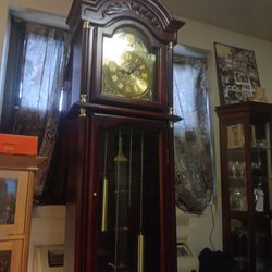 Working Grandfather Clock For Sale $150
