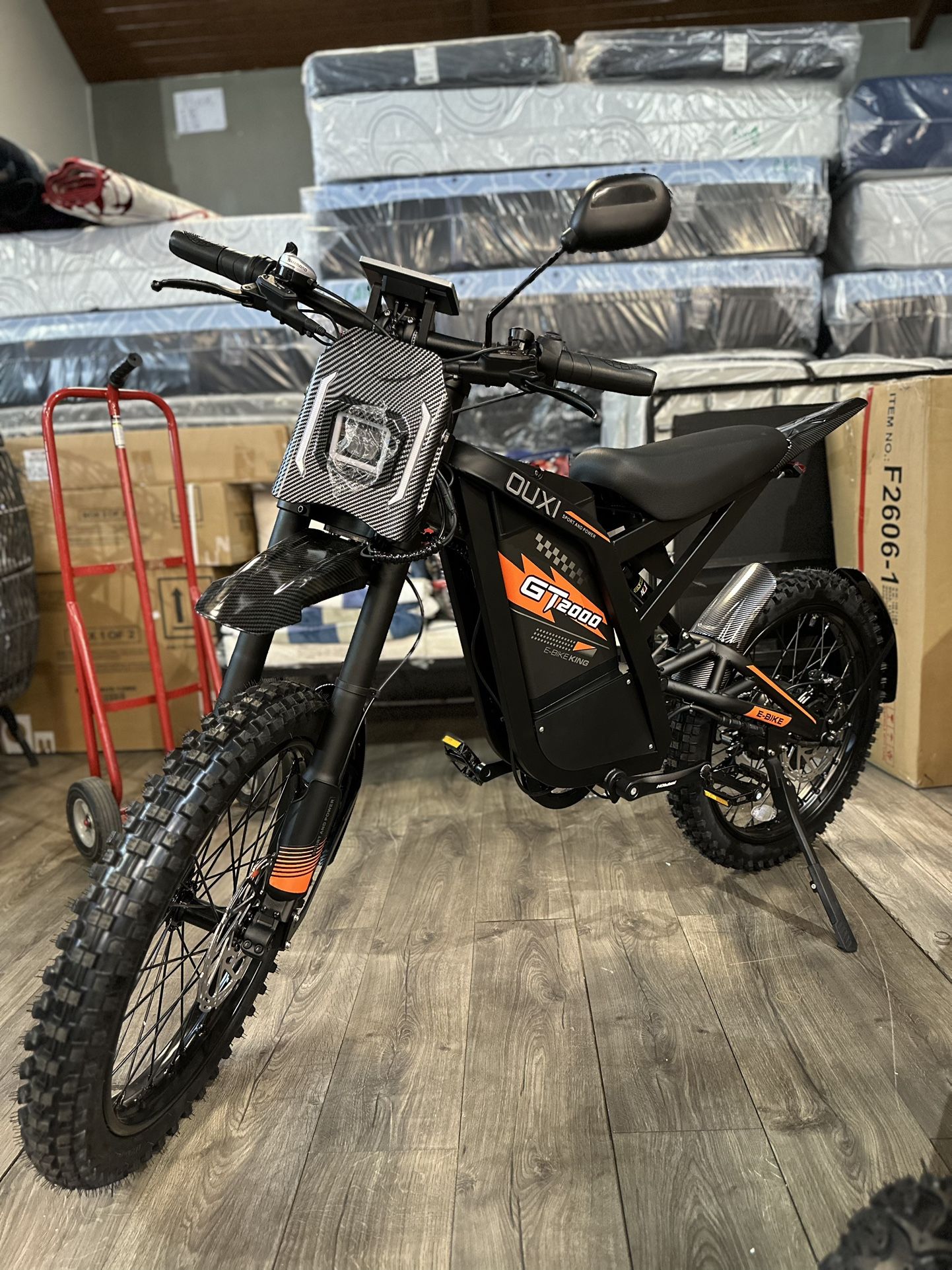 GT2000 Electric Bike Read Description