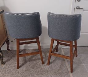 Swivel chairs