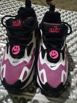 Women's shoes