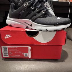 Brand New Nike Presto Size 3Y