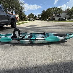 2013 Field & Stream Eagle Talon Fishing Kayak 