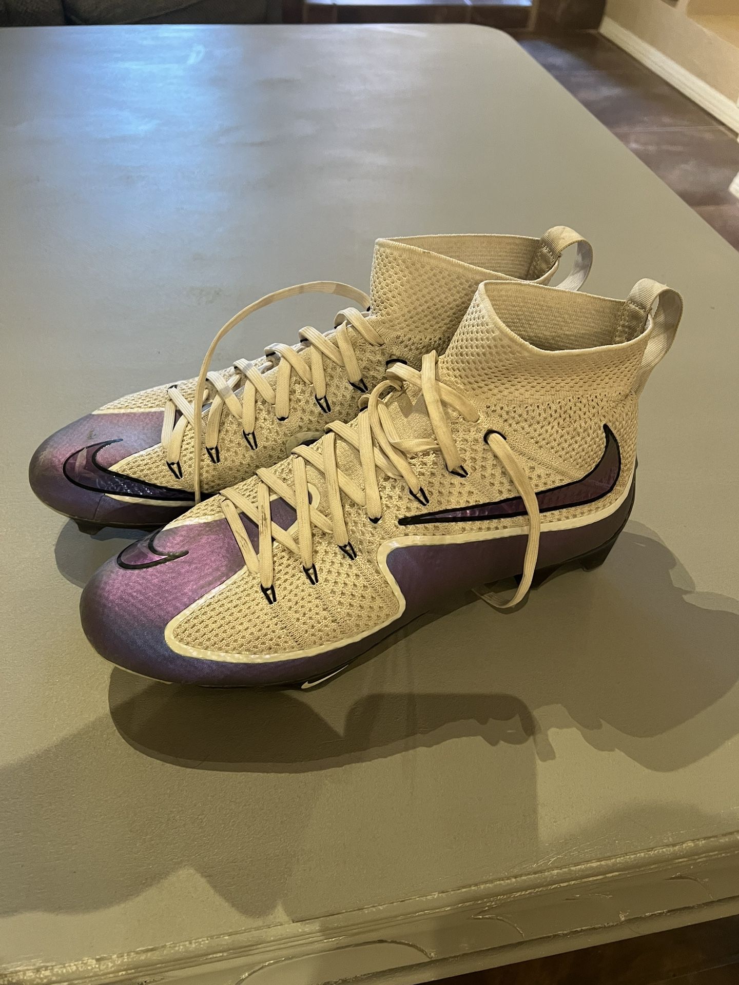 Nike Vapor untouchable Football Cleats