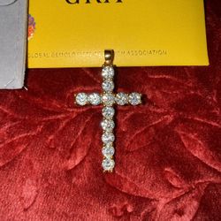 CROSS PENDANT 