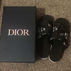 (NEW) DIOR SLIDE (SIZE 12 US 45 EU)