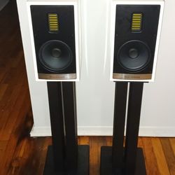 Martin Logan Motion 35xti With Stands