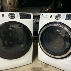 Frontload Washer And Dryer Set ($675)