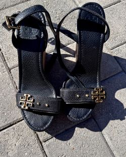 Tory Burch Black Leather Wedge 8.5