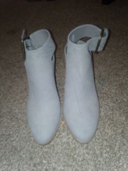 American Eagle Grey Booties Sz 8