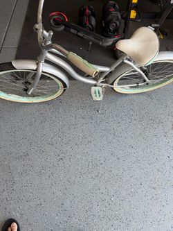 Young lady Beach Cruiser