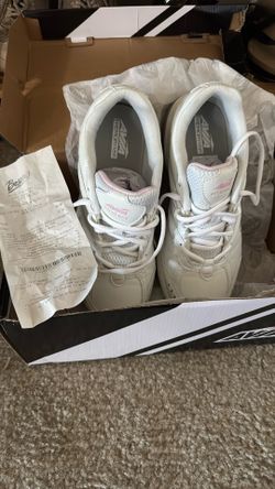 New Athletic Sport Sneakers Size 7 With Receipt